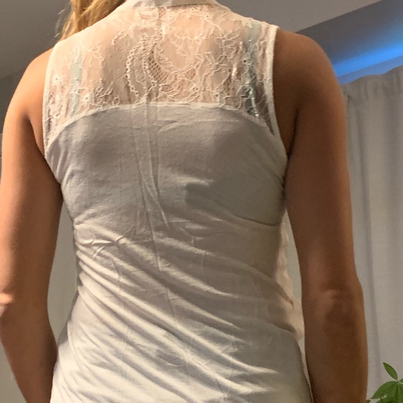 White lace chiffon top - Picture 2 of 3